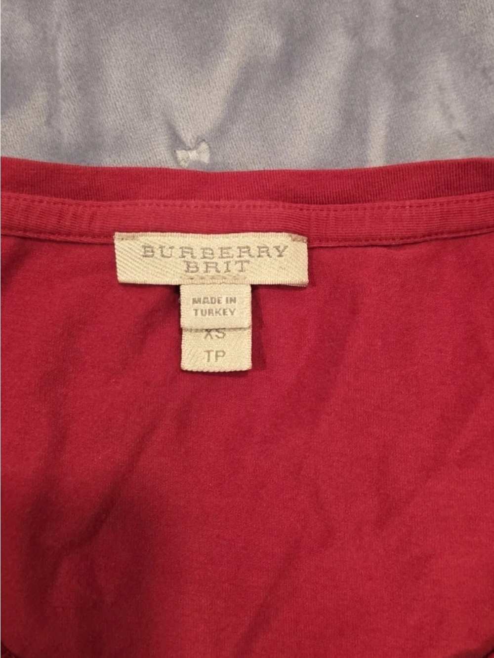 Authentic Burberry Women’s 3/4 Sleeve Top in Red - Picture 4 of 4